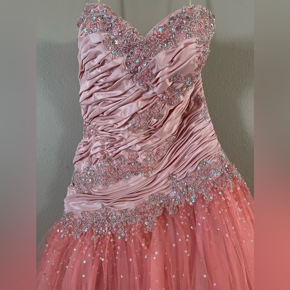 Pink Joli Prom dress in size 2 - Picture 1 of 4